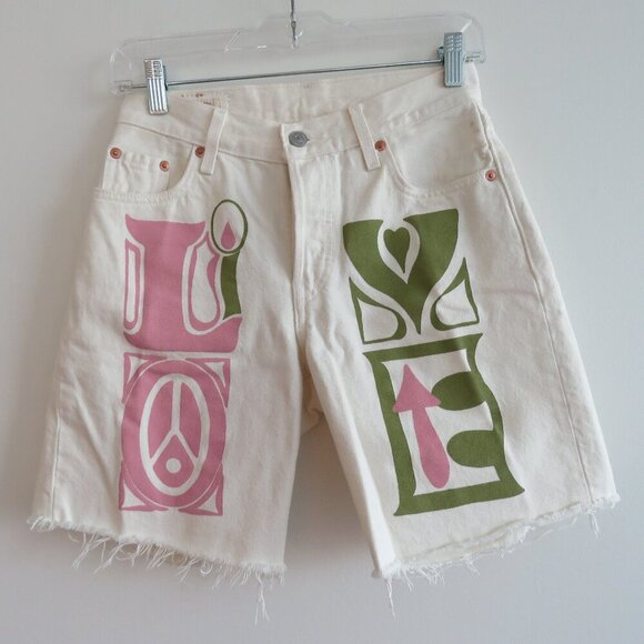 LEVI'S 501 90s Shorts Love Trip in Light White Stonewash Hippie Festival - Picture 2 of 14